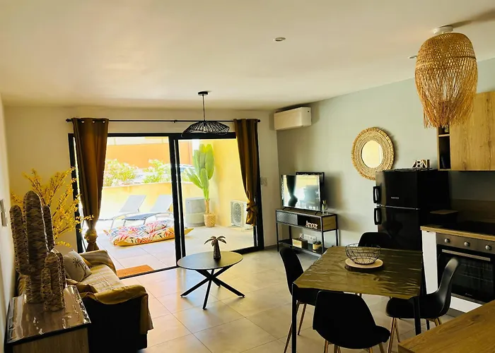 Moderne à De 45 M² Avec Terrasse Vue Appartamento Ajaccio (Corsica)