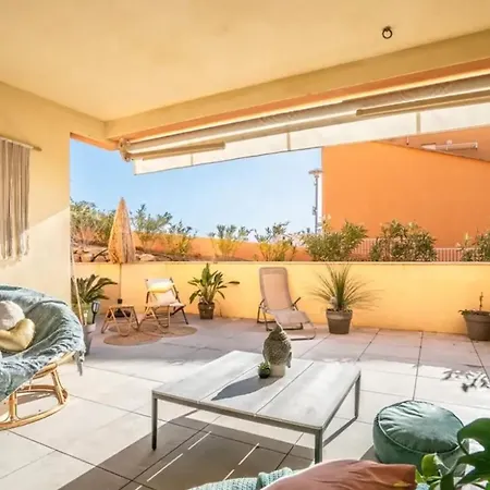 Moderne A De 45 M² Avec Terrasse Vue Διαμέρισμα